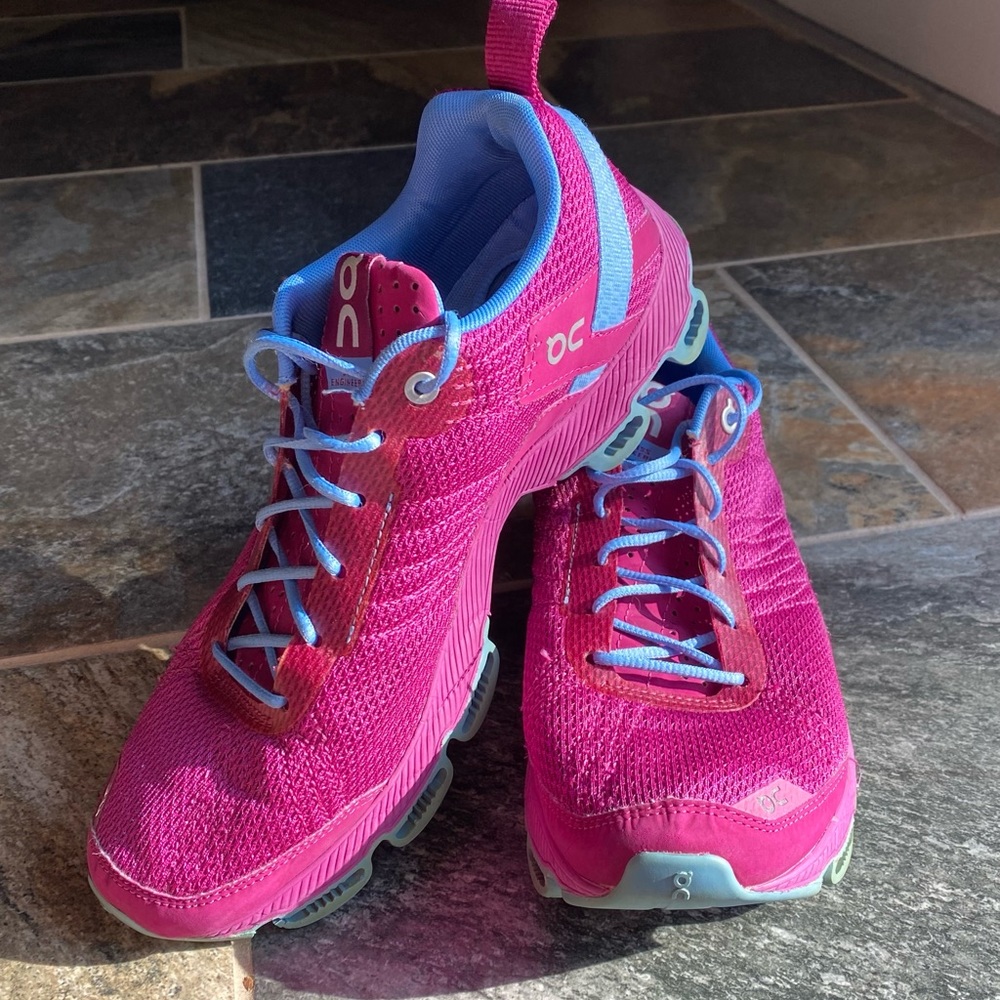 On Cloud Womens Cloudsurfer Purple Running Shoes Size 8.5 Athletic Training